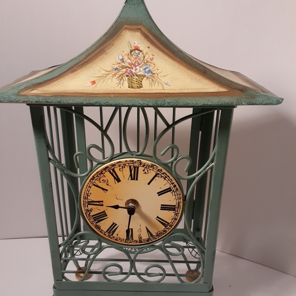 Other - Antique Metal Birdhouse Clock